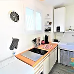 Hyères-plage Cabine-l'ayguade By Hc * Hyères